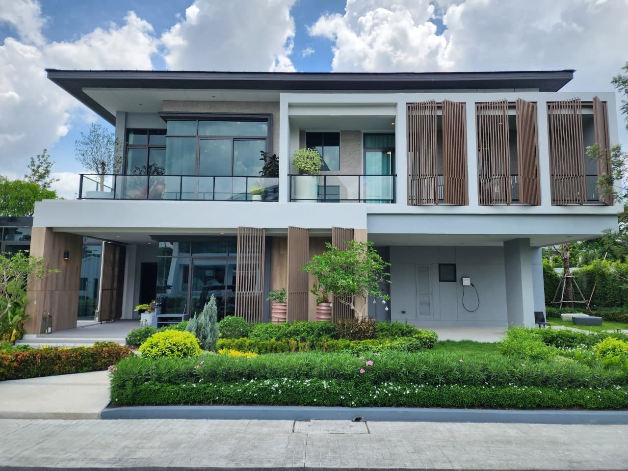 SC Asset Luxury Homes